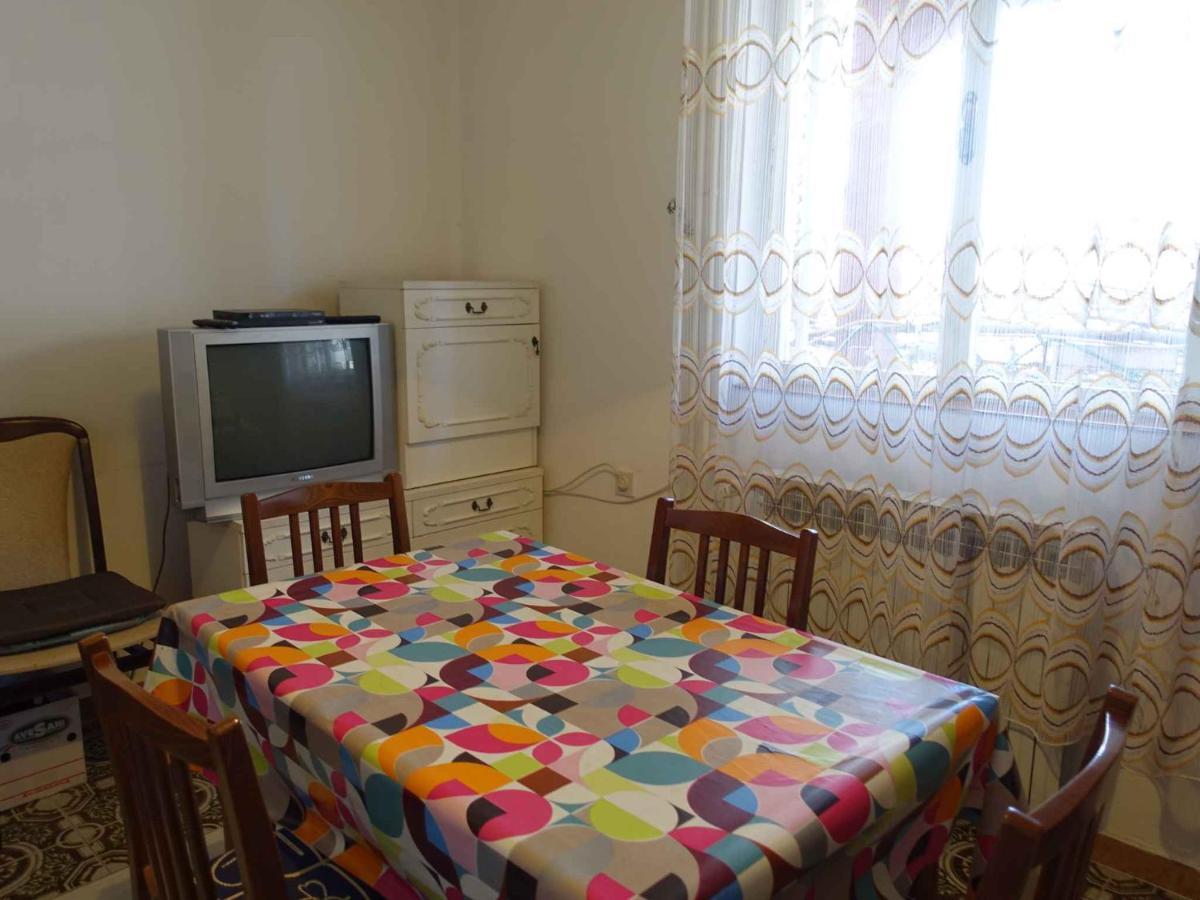 Apartment In Omisalj - Insel Krk 39736 מראה חיצוני תמונה