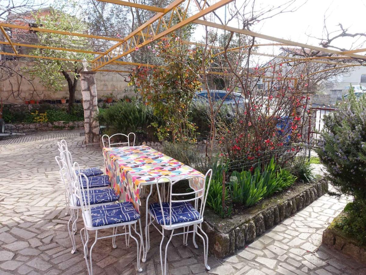 Apartment In Omisalj - Insel Krk 39736 מראה חיצוני תמונה